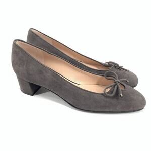 Stuart Weitzman Gabby Bow Suede Block Low Heel Pumps Size 8.5 Womens Slate Grey